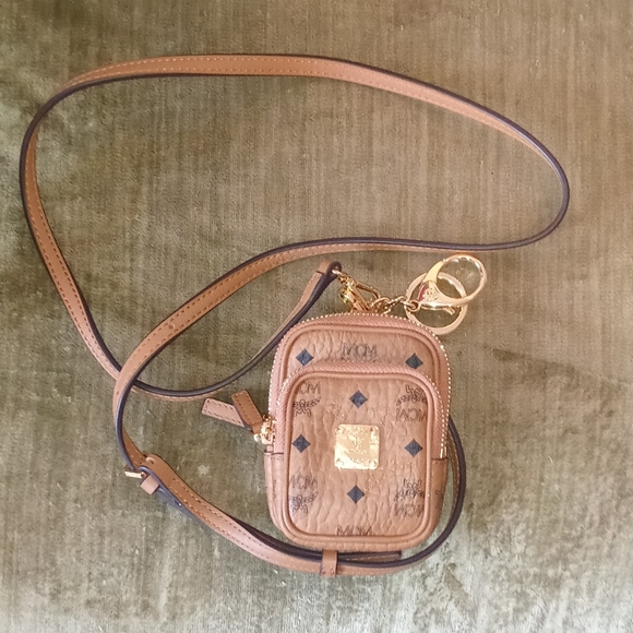 MCM Crossbody charm - Picture 2 of 8